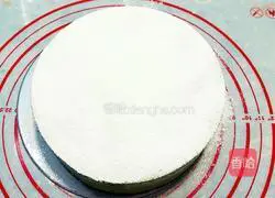 Illustration of how to make matcha mousse cake 14