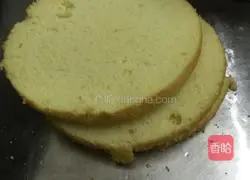 Illustration of how to make a cream cake 1