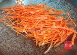Illustration of how to make carrots and celery 4