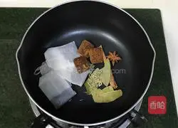 Illustration of how to make brown sugar tea eggs 4