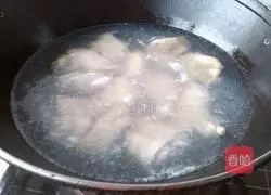 Homestyle Illustration of how to make soy pork trotters 3