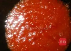 Illustration of how to make poached eggs with tomato sauce 11