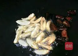 Onion buns Meat cooking illustration 4