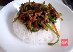 Illustration of how to make spicy shredded pork rice bowl 7