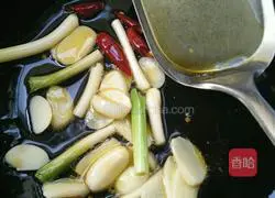 Illustration of how to make fried razor clams 5