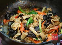 Illustration of how to make carrots, fungus and chicken slices 8