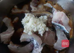 Illustration of how to cook herring with fermented wine 6