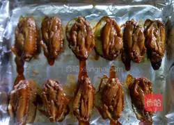 Illustration of how to make garlic chicken wings 8