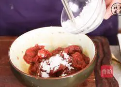 The secret of beach steak: Crispy on the outside and tender on the inside.Eat the meat with a big mouth~ Illustration of how to make it 9