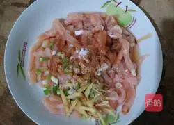 Illustration of how to make fried chicken tenders 3