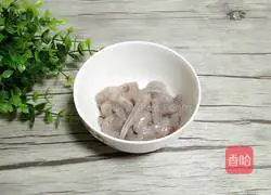 Illustration of how to make shrimp porridge 1