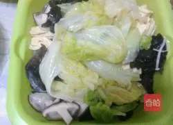 Illustration of Liu's Spicy Hotpot 5