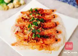Illustration of how to steam shrimps with garlic vermicelli 18