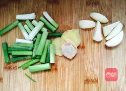 Illustration of how to make bandit duck 3