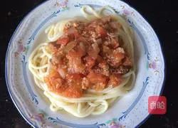 Illustration of how to make tomato and mushroom meat sauce pasta 8