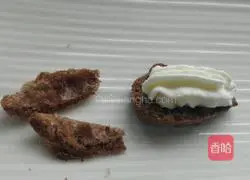 Black Swan Puffs Recipe Illustration 11