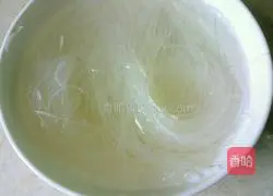 Illustration of how to make vermicelli scallops 4