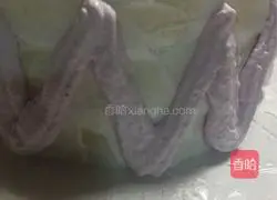 Illustration of how to make fruit cream cake 12