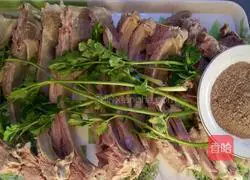 Illustration of how to make hand-caught lamb chops 9