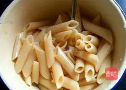 Illustration of how to make pea pasta 12