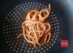 Illustration of how to make tomato sauce pasta 5