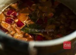 Illustration of the appetizing and heart-warming all-purpose tomato stewed beef brisket 6