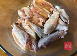 Illustration of how to make tomato sauce chicken wings 2