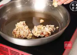 The secret of Beach Steak, crispy on the outside and tender on the inside, eat the meat with a big bite~ Illustration of how to make it 14