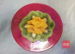 Illustration of how to make dragon fruit yogurt mousse cake 15