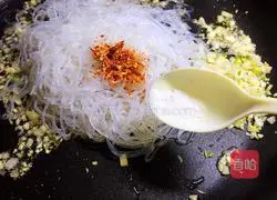 Illustration of how to make steamed oysters with garlic vermicelli 7