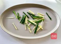 Steamed Illustration of how to make golden pomfret 4