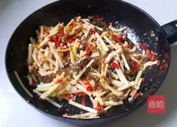 Illustration of how to make fish-flavored shredded pork 6