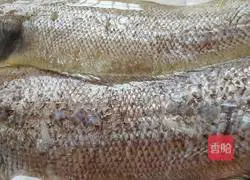 Illustration of how to cook braised tongue sole 1