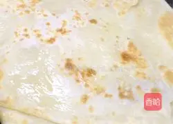 Fish head Illustration of making bubble cake 11