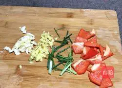 Illustration of how to make fried shrimps with broccoli 3