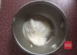 Illustration of how to make cow cream cake roll 17