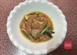 Illustration of how to make fried chicken tenders 2