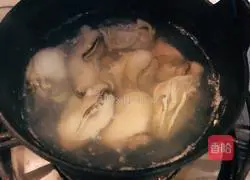 Japanese style seafood hot pot recipe 9