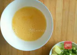 Illustration of how to make tomato and sea cucumber soup 2