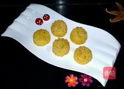 Illustration of how to make mashed potato cakes 14