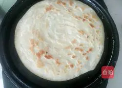 Illustration of how to make crispy hand-shredded pancakes 8