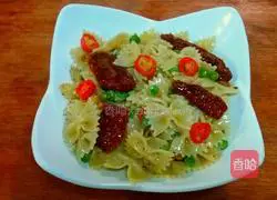 Illustration of how to make pasta (anchovy and tomato dried butterfly noodles) 13