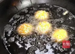 Illustration of how to make cheese fish balls 9