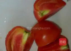 Illustration of how to make fried tomato noodles with soy sauce and tomato sauce 5