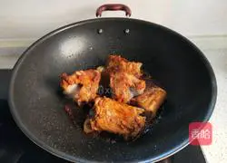 # Northeast# Big bone stewed pickled cabbage recipe illustration 7