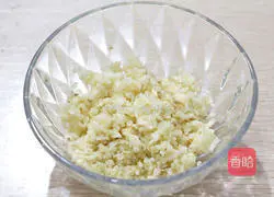 Illustration of how to make flower nail powder 4