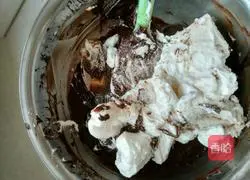 Classic Chocolate Cake Illustration of how to do it 12