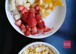 Illustration of how to make fruit pizza 2