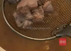 Illustration of how to make sweet and sour spareribs 3