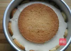 Illustration of how to make cake roll cheese mousse 16